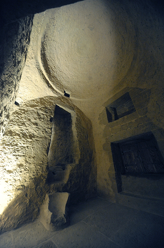 Underground bath