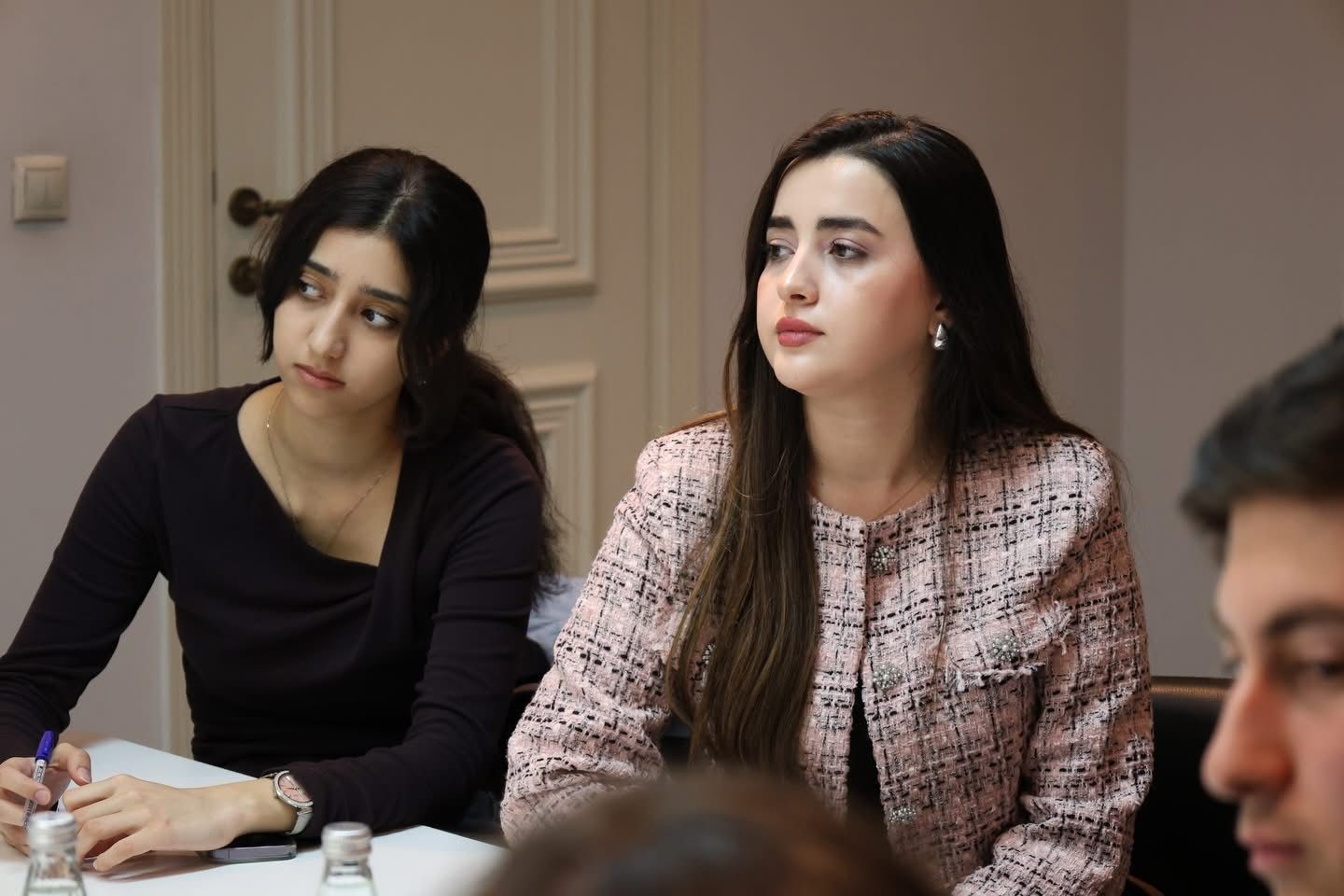 İçərişəhər rəhbərliyi ADA tələbələri ilə görüş keçirib