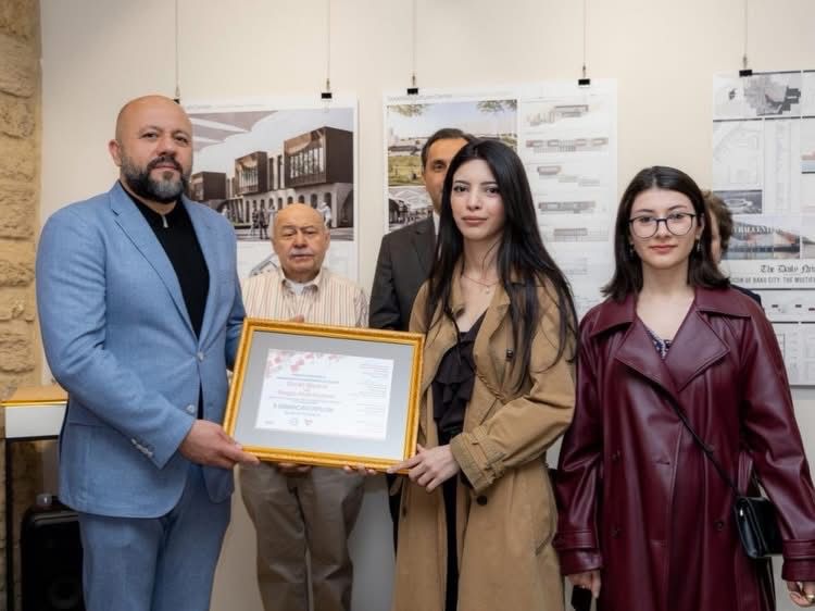 Onuncu Respublika Gənc Memarlar və Tələbələrin İşləri Müsabiqəsinin qalibləri mükafatlandırılıb