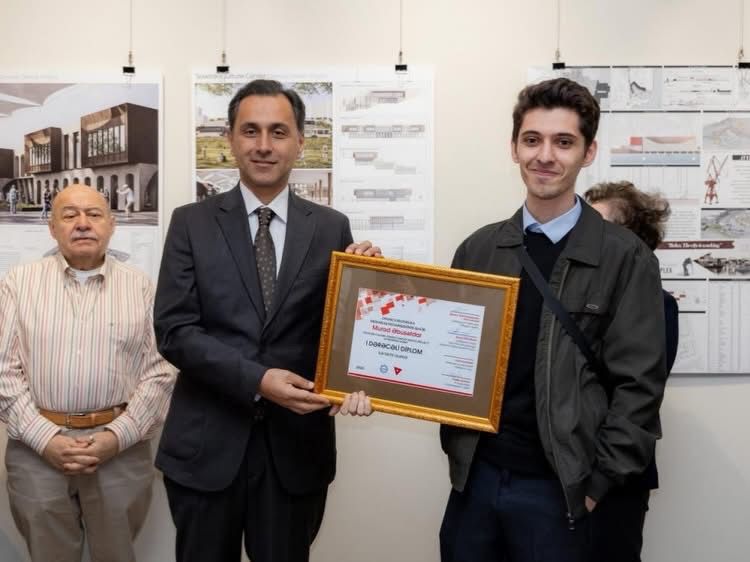 Onuncu Respublika Gənc Memarlar və Tələbələrin İşləri Müsabiqəsinin qalibləri mükafatlandırılıb