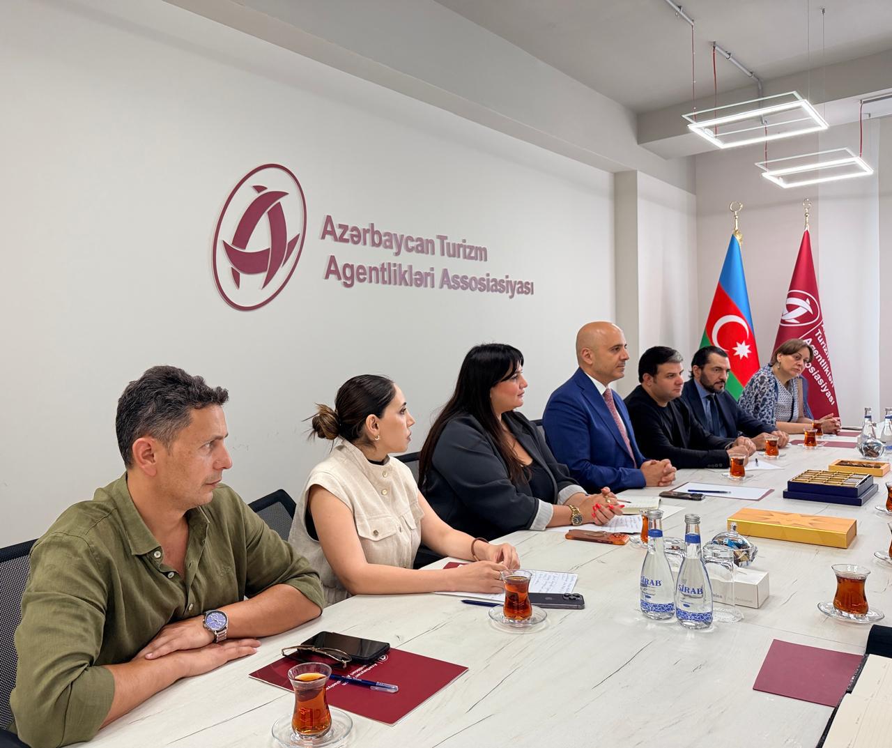 İçərişəhər və ATAA arasında əməkdaşlığın genişləndirilməsi müzakirə olunub