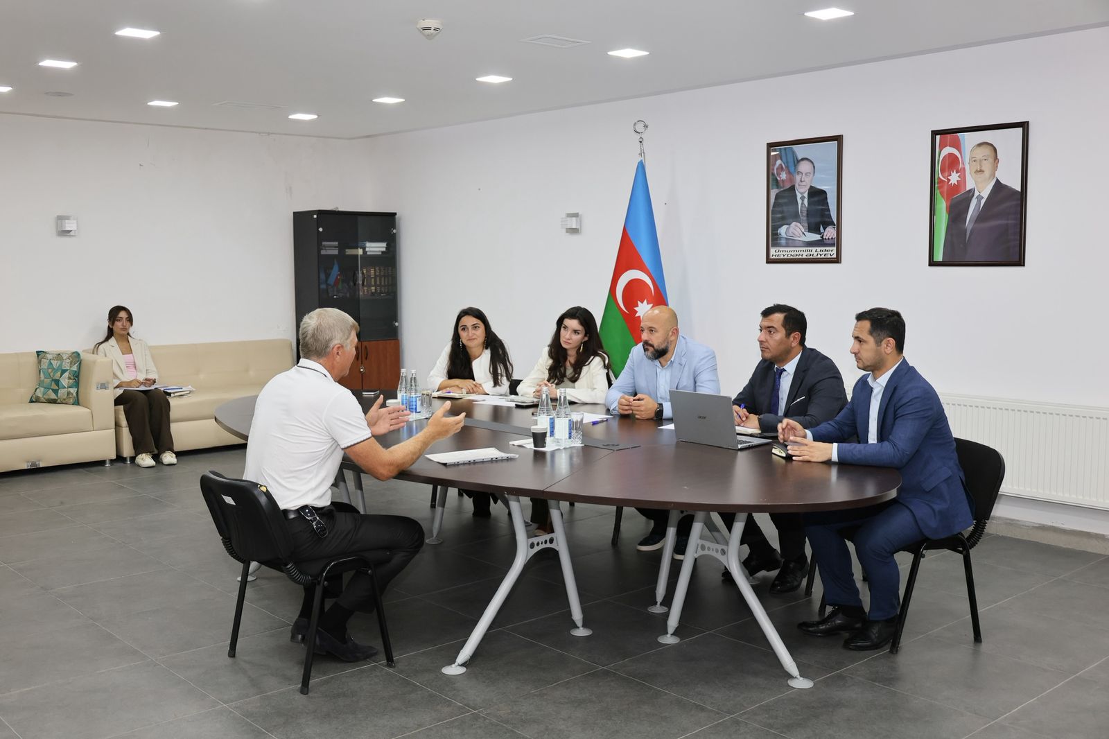 Qalada sakinlərlə açıq dialoq 🤝